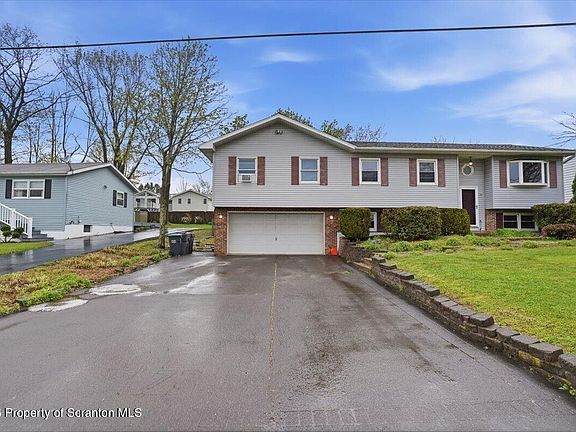 2nd image of 72 Kirby Ave