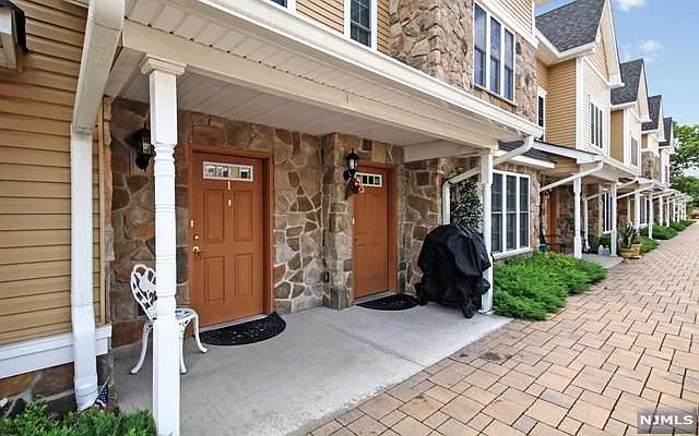 16 Matt Fenton Dr #16 — Photo 16