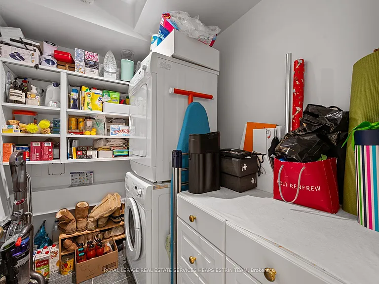 225 Davenport Rd #401 — Photo 25