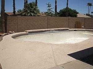 3rd image of 2088 E Fremont Dr