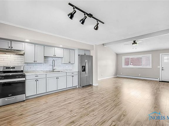 4th image of 739 Kenwood Ave
