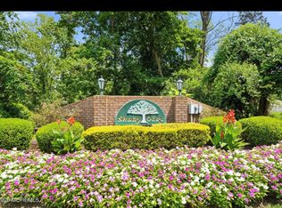 80 Smoke Tree Ter, Red Bank, NJ 07701