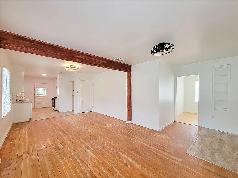 2816 Elser St — Photo 5