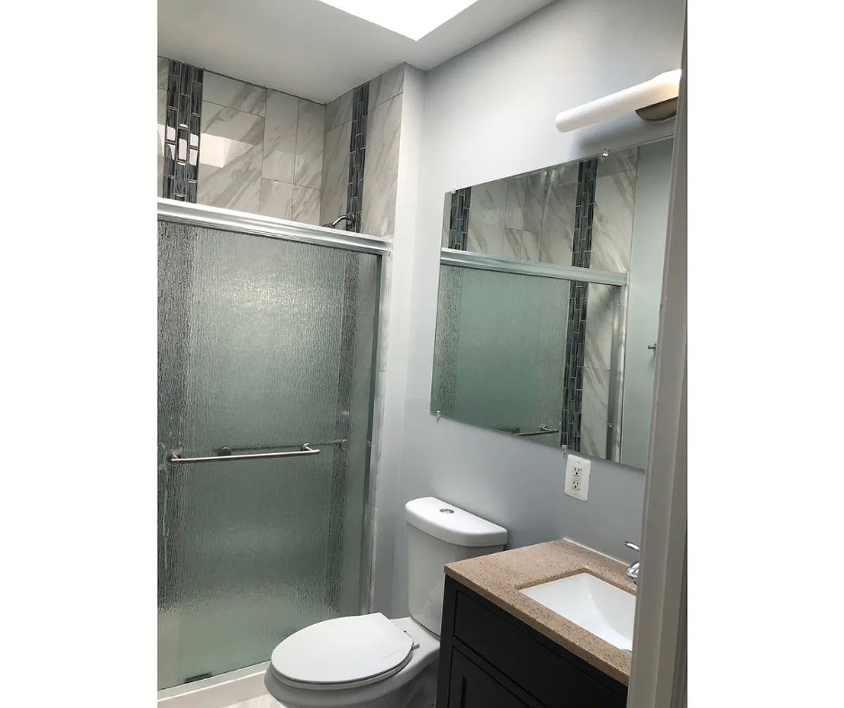 Building Photo - 3832 Cottage Ave #1A-650-1A