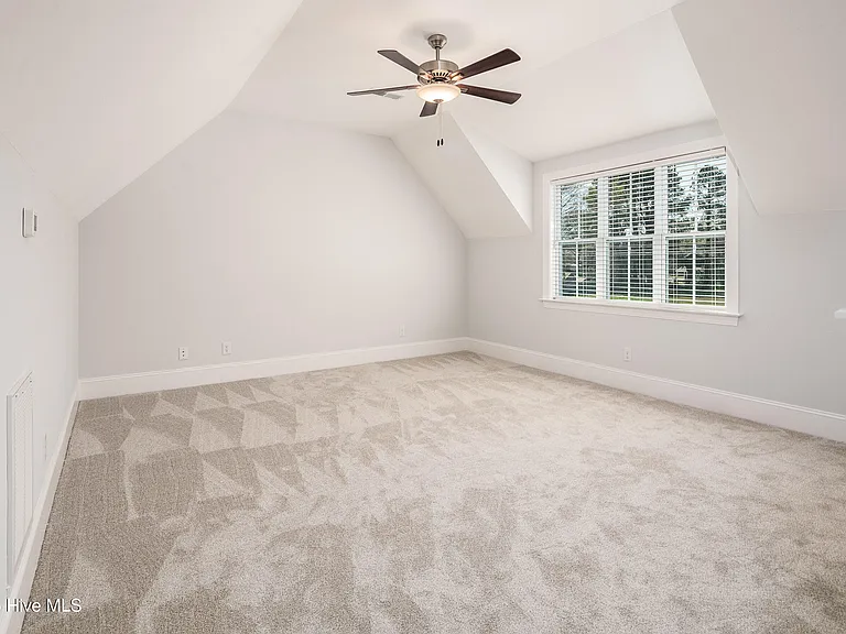 3842 W Wilson St — Photo 41