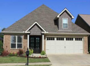 27 Willowood Dr, Oxford, AL 36203