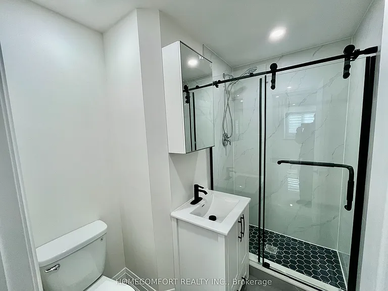 20 Saint Clair Gdns #MAIN — Photo 8