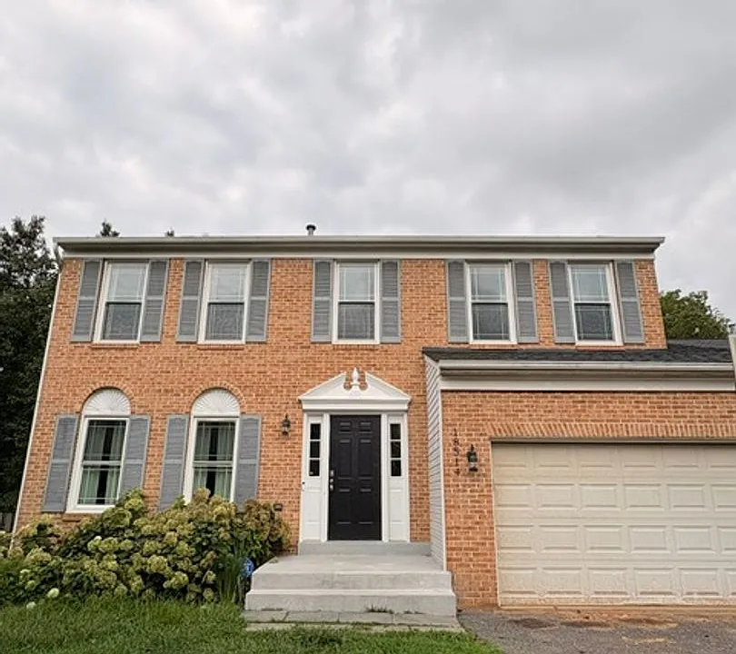 18514 Gingerbread Ln