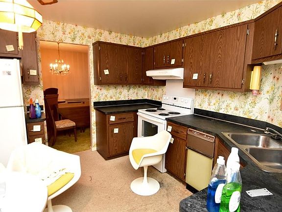5th image of 1851 King James Pkwy APT 126