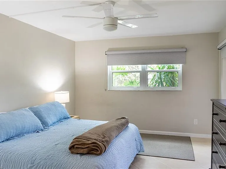 27249 Pullen Ave #5 — Photo 16