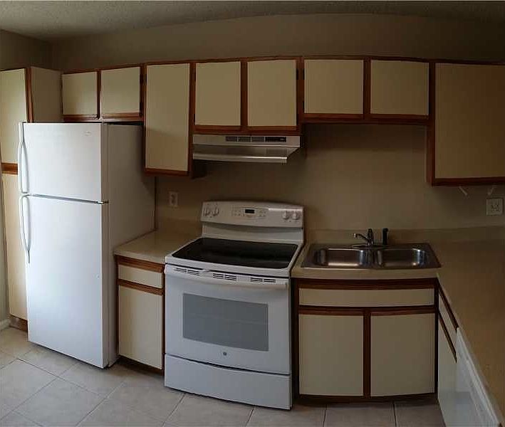 1st image of 8111 SW 21st Ct #8111