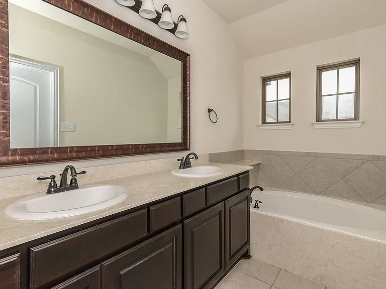 6819 Jade Dr — Photo 20