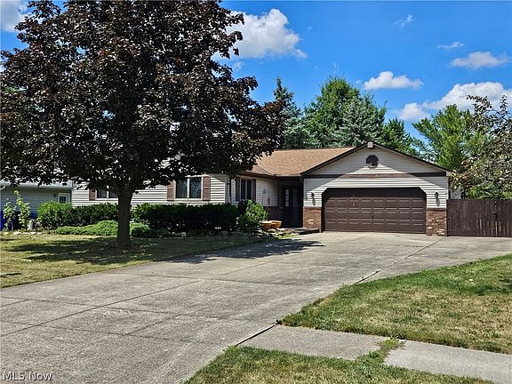 2nd image of 167 Loperwood Ln