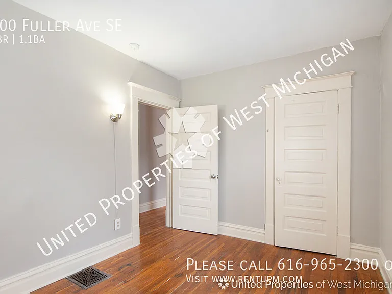 100 Fuller Ave SE — Photo 5