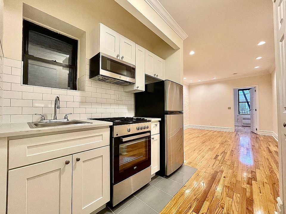 1st image of 19 Jones St APT 6