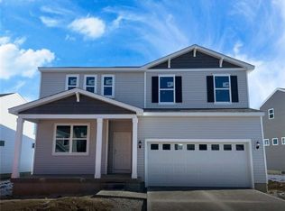 28 Brewster Dr, Tallmadge, OH 44278
