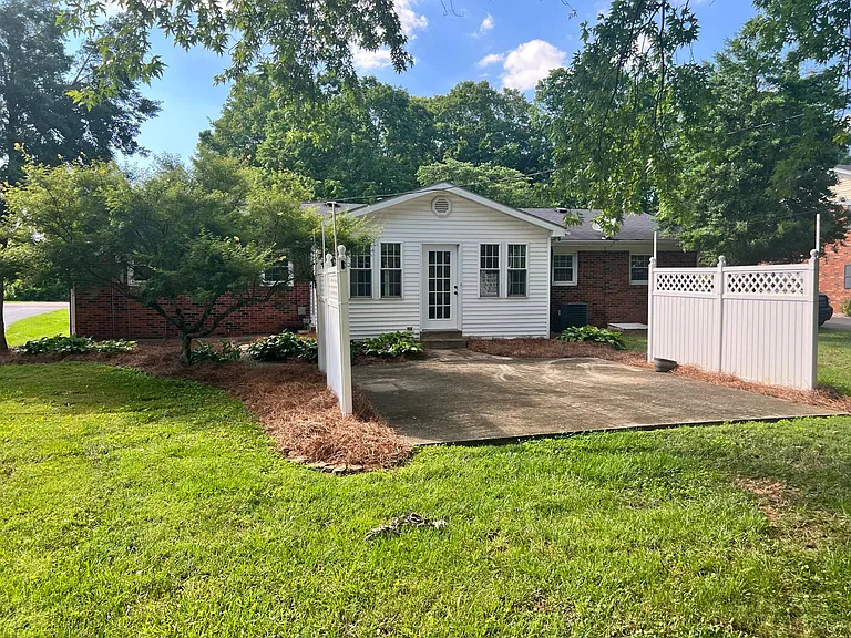 2720 Ewing Ford Rd — Photo 21