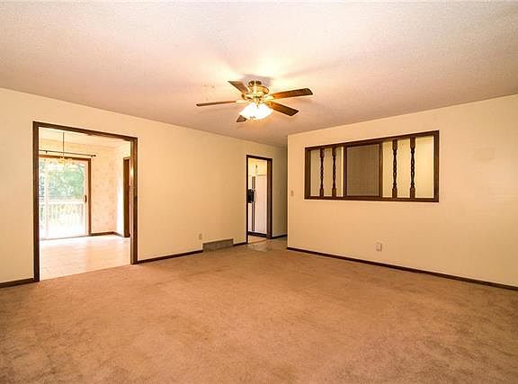 4th image of 2801 Frances Ave
