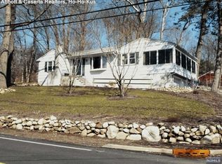 120 Lakeside Blvd, Oakland, NJ 07436