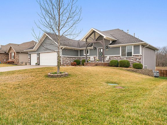 4th image of 1201 S Natchez Road