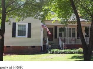 944 McKimmon Rd, Fayetteville, NC 28303