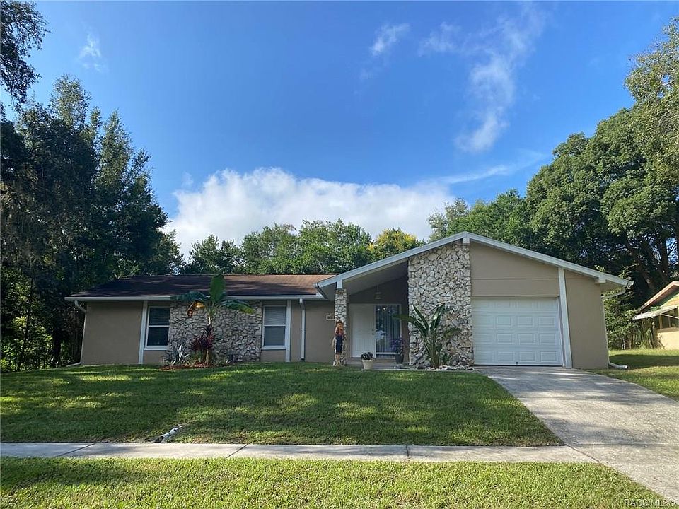 1st image of 9048 N Golfview Dr