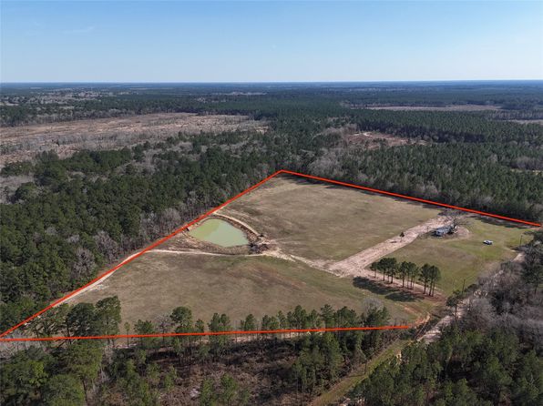 557 Holly Grove Rd, Livingston, TX 77351