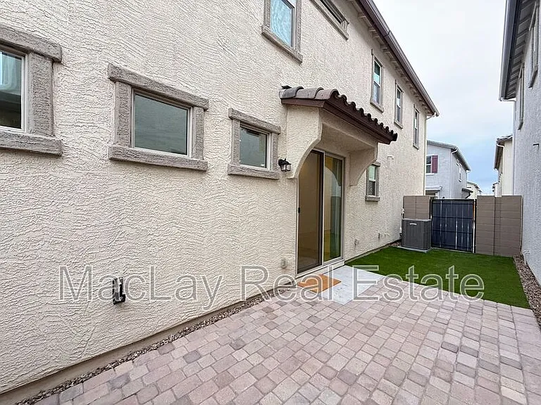 1708 S 83rd Way — Photo 20