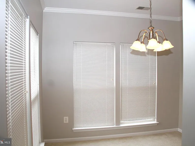 1520 N Point Dr #301 — Photo 5