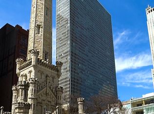 111 E Chestnut St APT 17K, Chicago, IL