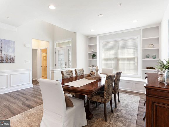 5th image of 410 Moorings Cir #91