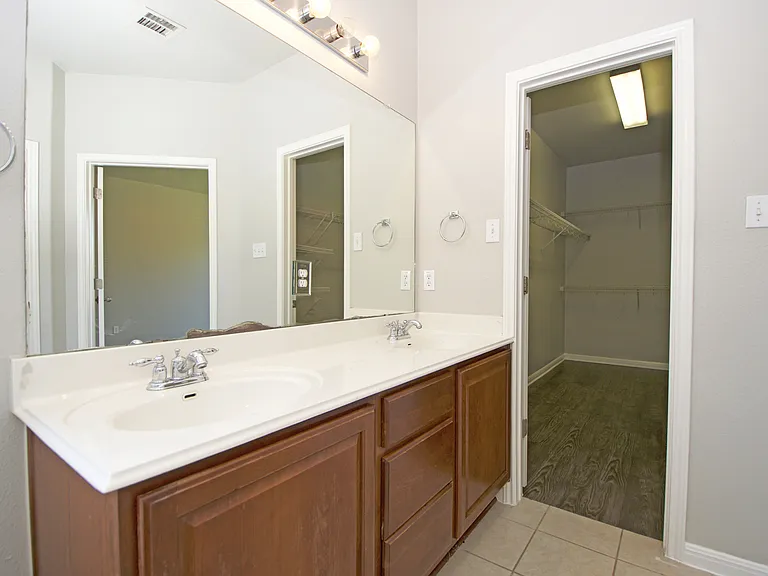 6800 Cromarty Ln — Photo 25