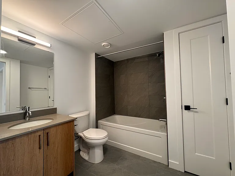 31 Mill St #12 — Photo 10