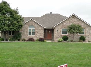 400 Meadowview Ct, Pendleton, IN 46064
