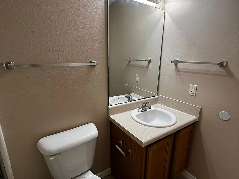 7459 Harvest Village Ct — Photo 10