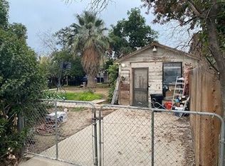 517 N Liberty St, Visalia, CA 93292