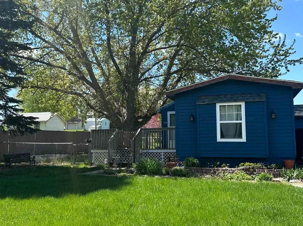 708 S Douglas St, Randolph, NE 68771