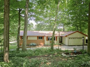 17460 Tremont St, Brookfield, WI 53045