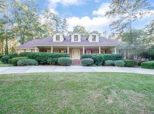 3435 Lakeshore Dr, Tallahassee, FL 32312