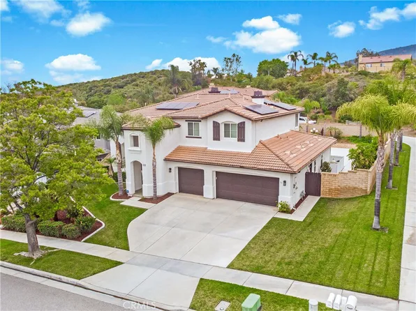 1676 Tamarron Dr, Corona, CA 92883