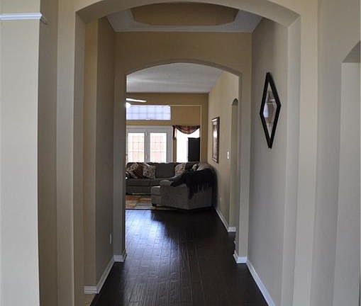 4th image of 511 Gifford Dr