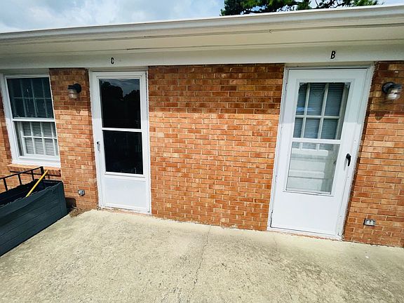 3rd image of 2503 Vanstory St #2503
