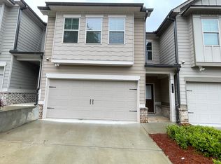 371 Rockfern Ct, Lilburn, GA 30047