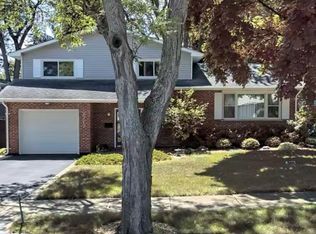 2717 Audrey Ave, Waukegan, IL 60087