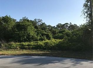 8009 Bon Ct, Labelle, FL 33935