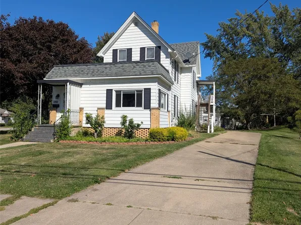 2303 Lake St, Lake City, PA 16423