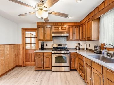 103 Robertson St, Quincy, MA, 02169