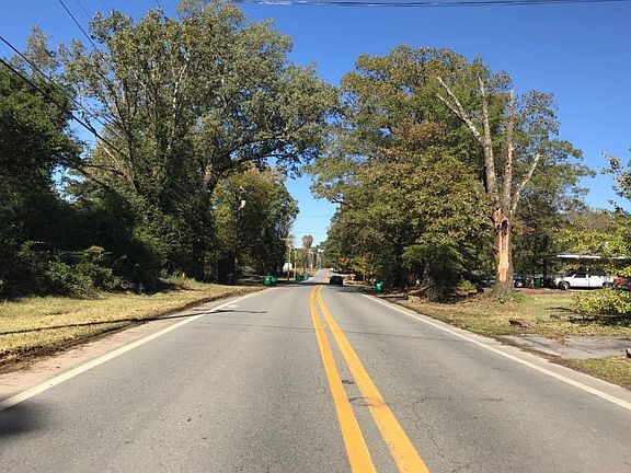 5th image of 9905 Highway 365 S