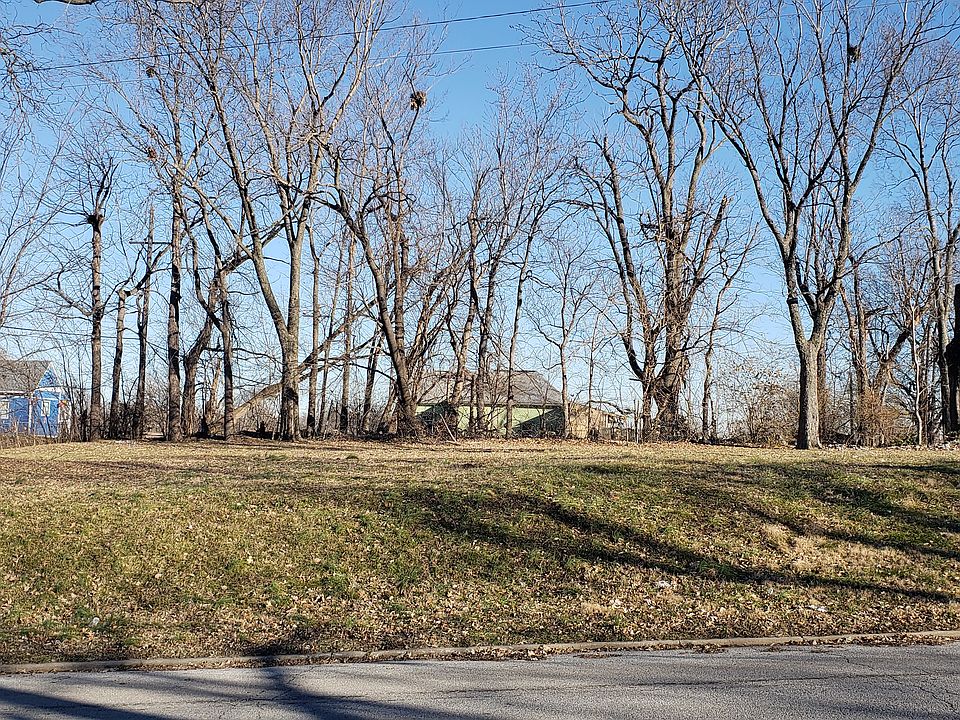 2nd image of 1621 Wood Ave
