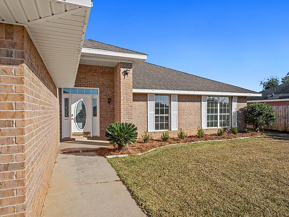 3rd image of 2520 E Ashford Park Dr